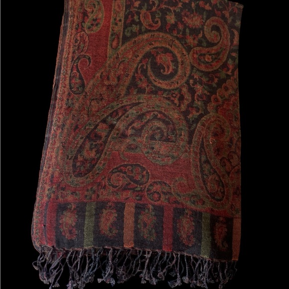 Multicoloured Embroidered Self Print Border - 70*180 - 100% Silk - Picture 1 of 6